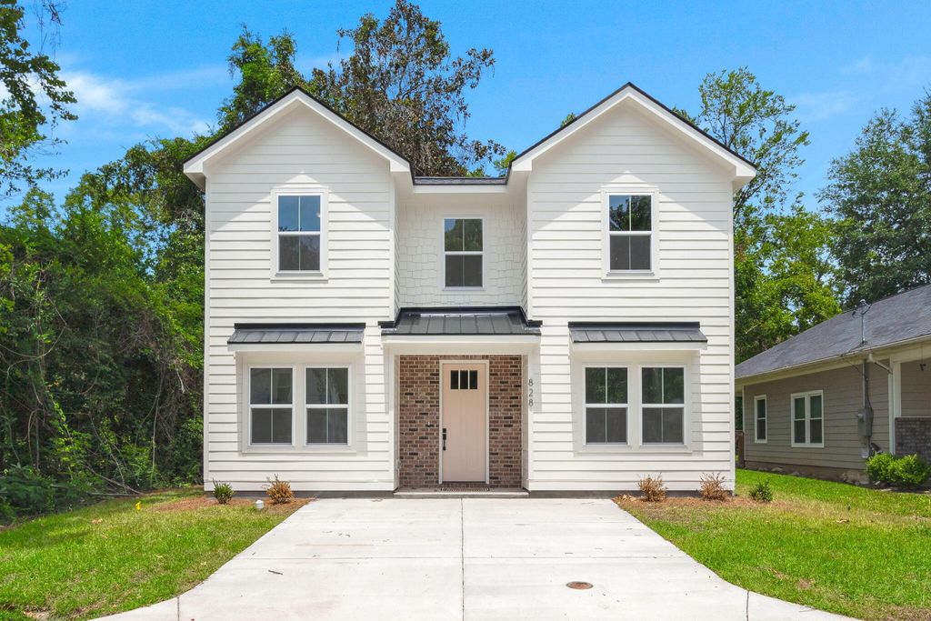 828 5th Avenue, Charleston, SC 29407