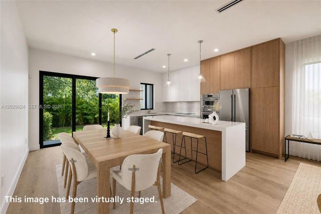 2735 SW 23rd Ter, Miami, FL 33145