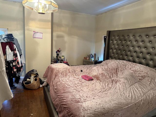 109 W Holmes Street, Janesville, WI 53545