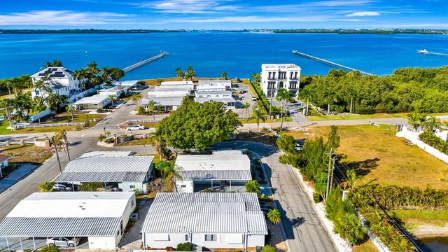 2107 PALMA SOLA BOULEVARD 84, Bradenton, FL 34209