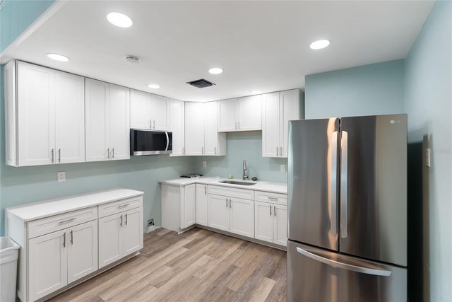 2107 PALMA SOLA BOULEVARD 84, Bradenton, FL 34209