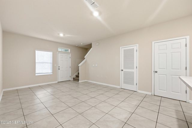 86768 MAINLINE Road, Yulee, FL 32097