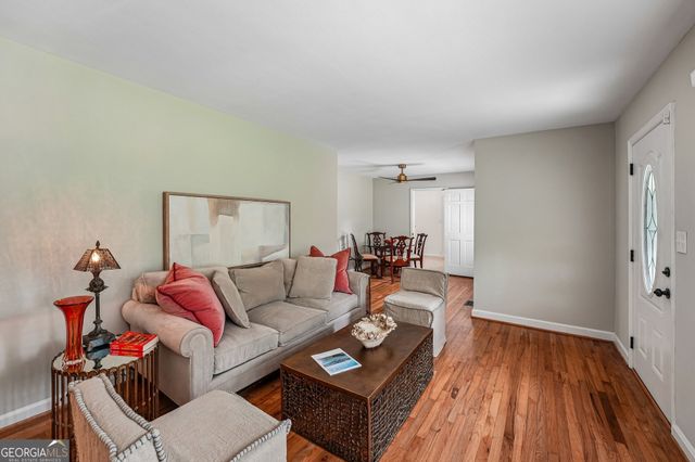 2120 Meadowbrook Lane SE, Marietta, GA 30067
