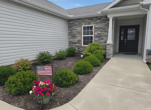 379 Haddington Lane, Lafayette, IN 47905
