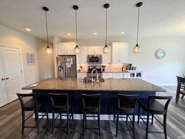 379 Haddington Lane, Lafayette, IN 47905