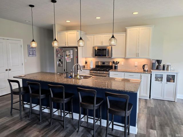 379 Haddington Lane, Lafayette, IN 47905