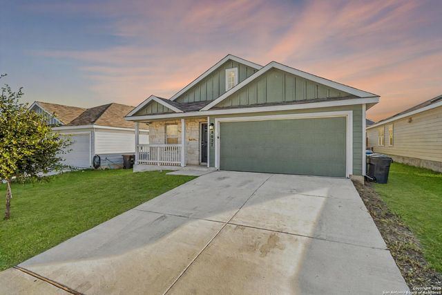 8027 Chanting Bend, San Antonio, TX 78223