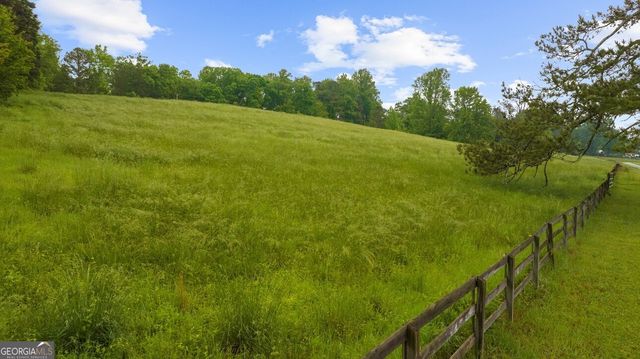 855 Rivendell Lane, Alpharetta, GA 30004