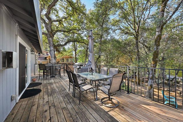 19179 Swallow Way, Penn Valley, CA 95946
