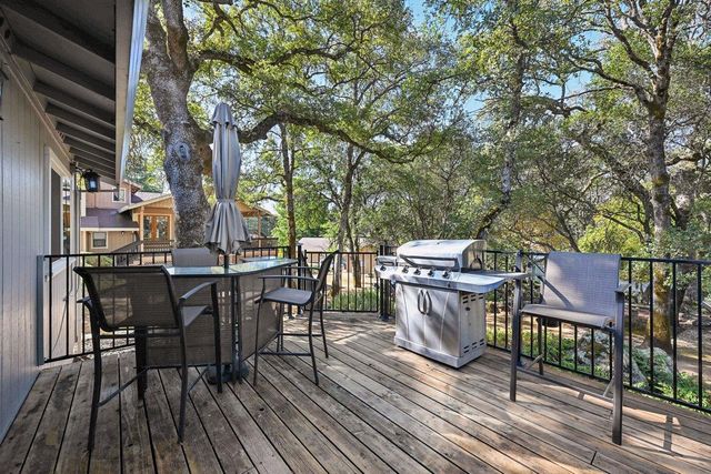 19179 Swallow Way, Penn Valley, CA 95946