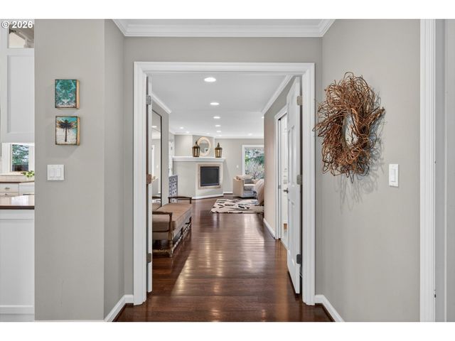 1414 COUNTRY COMMONS, Lake Oswego, OR 97034