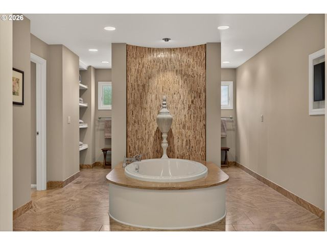 1414 COUNTRY COMMONS, Lake Oswego, OR 97034