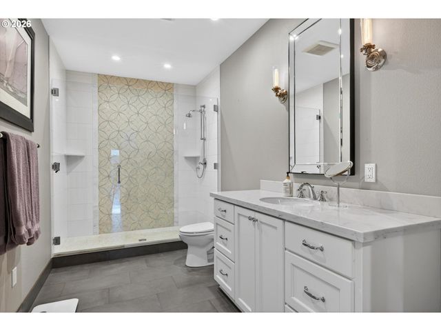 1414 COUNTRY COMMONS, Lake Oswego, OR 97034