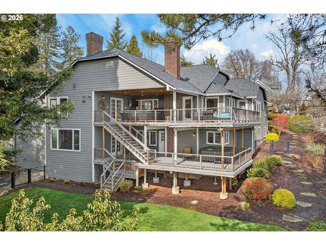 1414 COUNTRY COMMONS, Lake Oswego, OR 97034