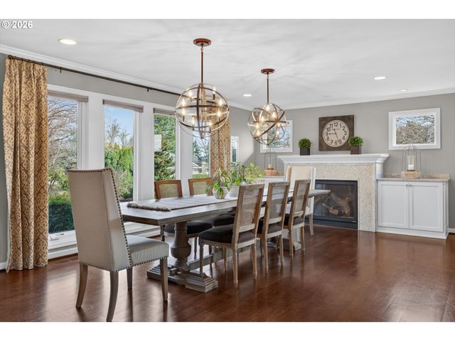 1414 COUNTRY COMMONS, Lake Oswego, OR 97034