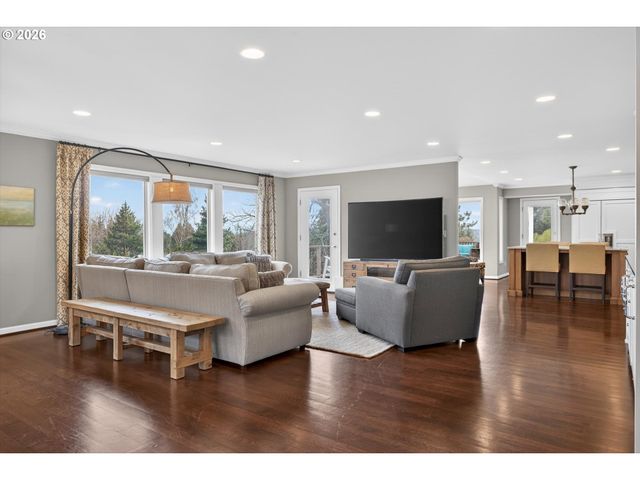 1414 COUNTRY COMMONS, Lake Oswego, OR 97034