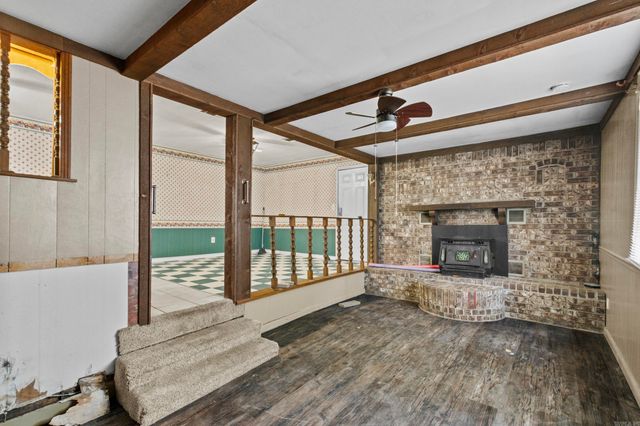 212 Chrisp Avenue, Searcy, AR 72143