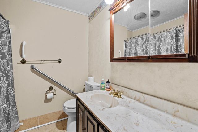 212 Chrisp Avenue, Searcy, AR 72143