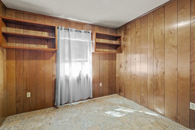 212 Chrisp Avenue, Searcy, AR 72143