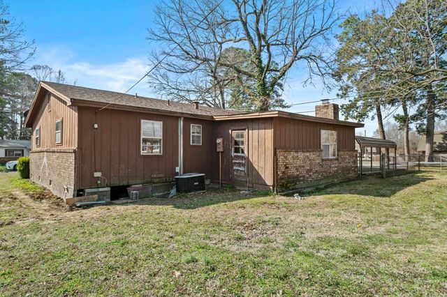 212 Chrisp Avenue, Searcy, AR 72143