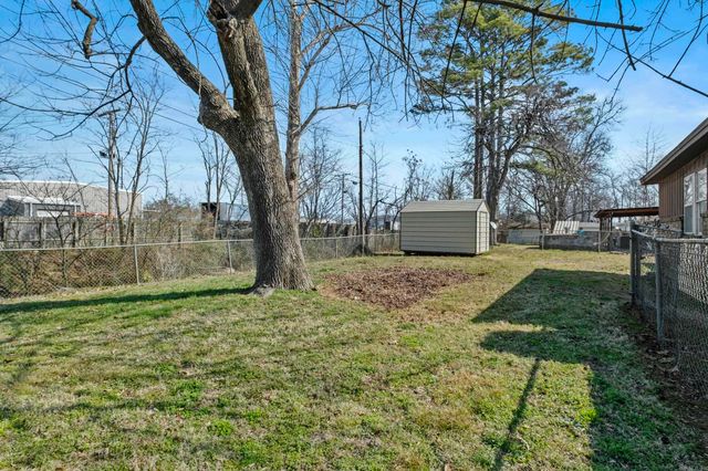 212 Chrisp Avenue, Searcy, AR 72143