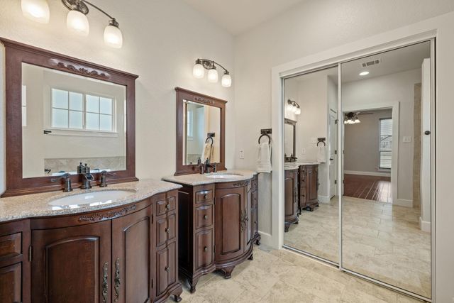 687 Silver Creek DR, Leander, TX 78641