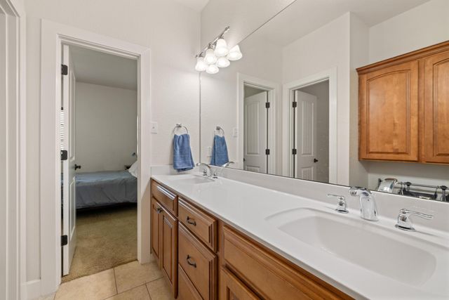 687 Silver Creek DR, Leander, TX 78641