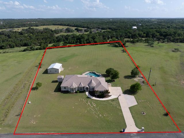 687 Silver Creek DR, Leander, TX 78641
