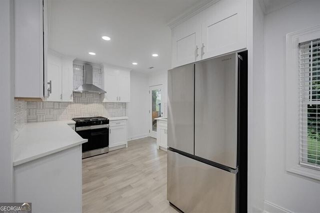 593 Lynnhaven Drive SW, Atlanta, GA 30310