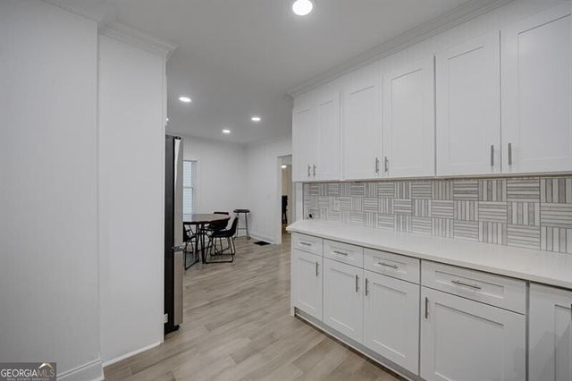 593 Lynnhaven Drive SW, Atlanta, GA 30310