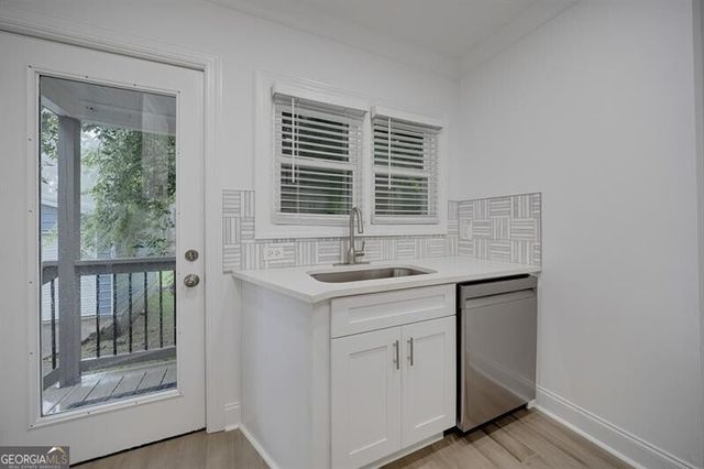 593 Lynnhaven Drive SW, Atlanta, GA 30310