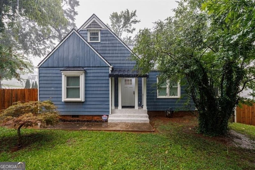 593 Lynnhaven Drive SW, Atlanta, GA 30310