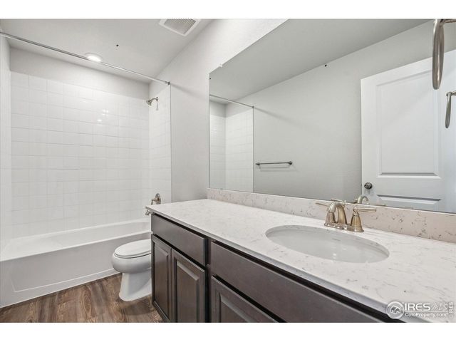 882 Mesic Ln, Windsor, CO 80550