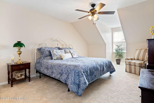 4416 Southbridge Ct, Louisville, KY 40272