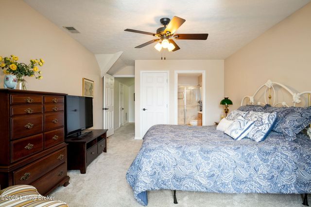 4416 Southbridge Ct, Louisville, KY 40272