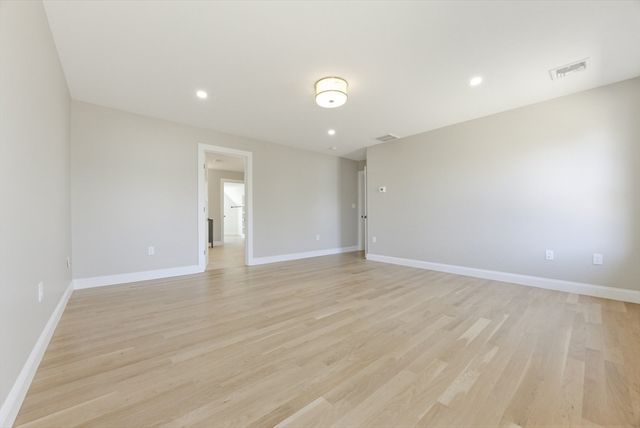 723 Wilbur Ave, Swansea, MA 02777