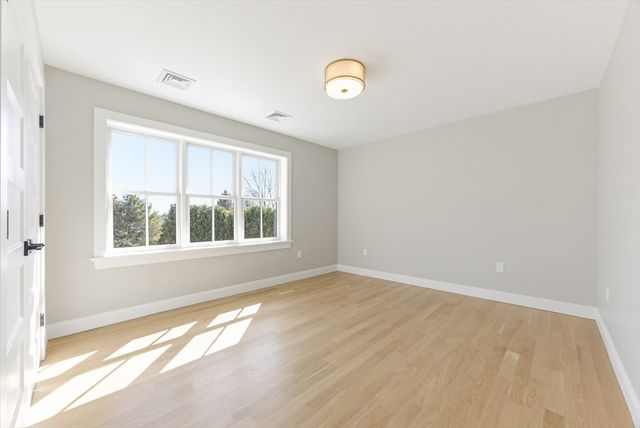 723 Wilbur Ave, Swansea, MA 02777