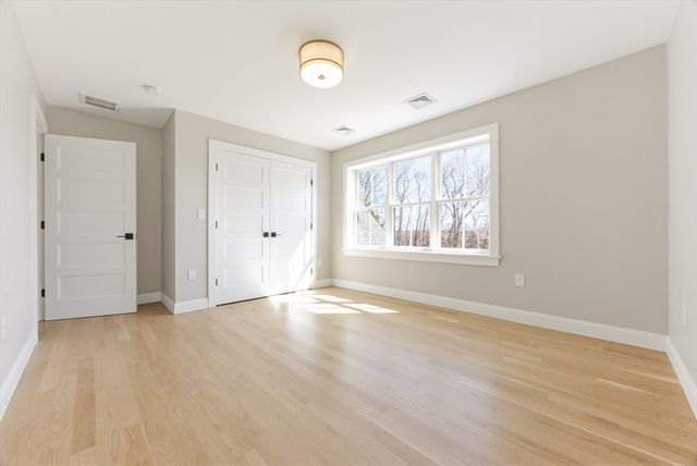 723 Wilbur Ave, Swansea, MA 02777