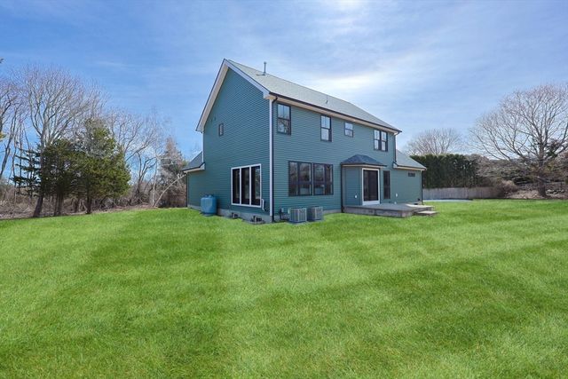 723 Wilbur Ave, Swansea, MA 02777
