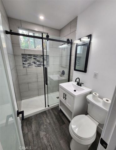 714 W 95th, Los Angeles, CA 90044