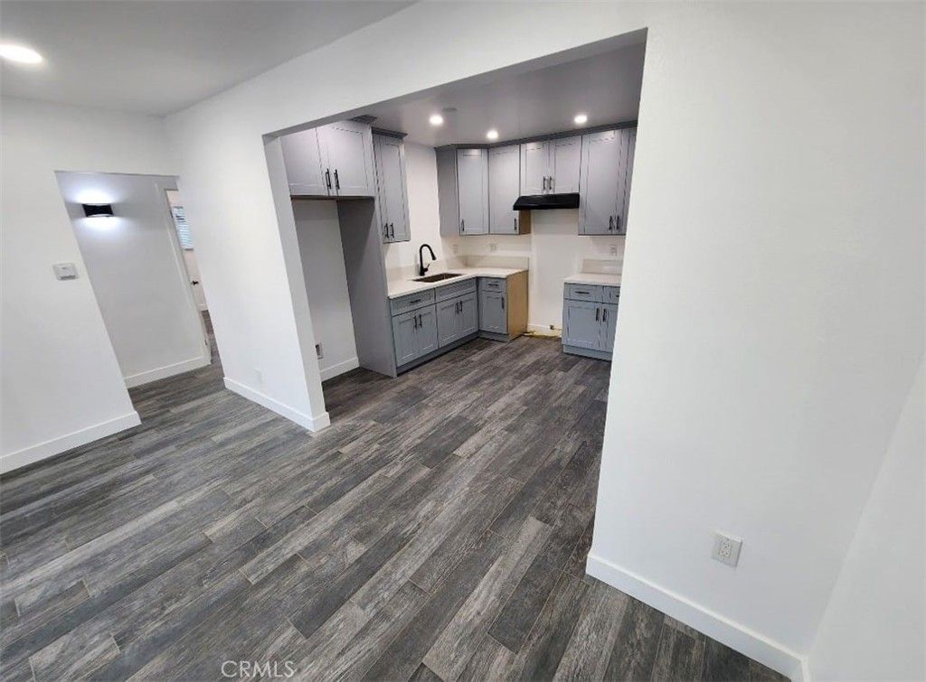 714 W 95th, Los Angeles, CA 90044