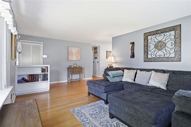 234 Ripplewood Drive, Greece, NY 14616