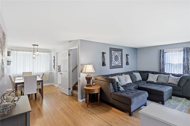 234 Ripplewood Drive, Greece, NY 14616