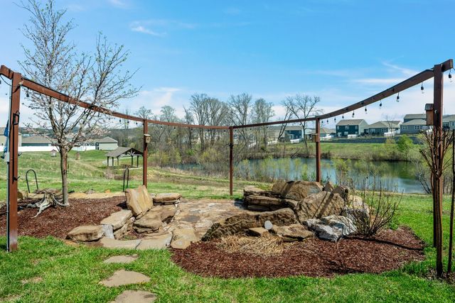 317 Redhead Ln, Lebanon, TN 37090