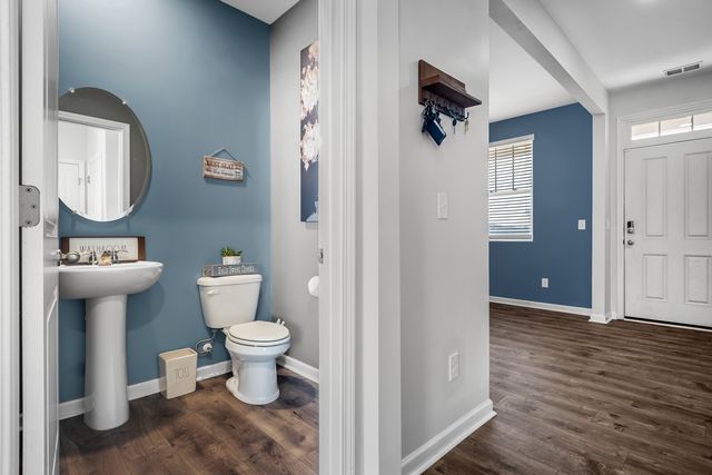 317 Redhead Ln, Lebanon, TN 37090