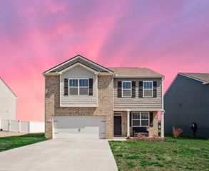 317 Redhead Ln, Lebanon, TN 37090