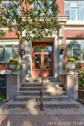 17 W 10th Street 420, Holland City, MI 49423