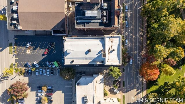 17 W 10th Street 420, Holland City, MI 49423