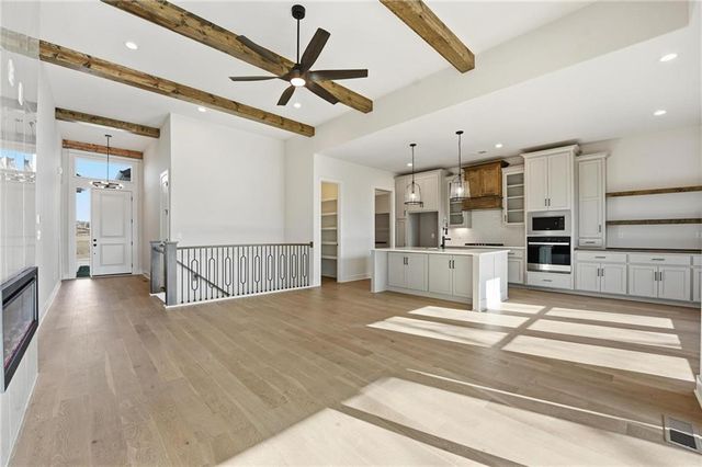 2717 SW 12th Street, Lee's Summit, MO 64081