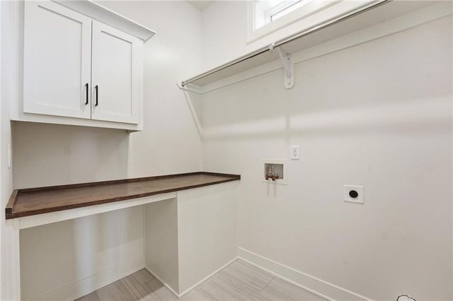 2717 SW 12th Street, Lee's Summit, MO 64081